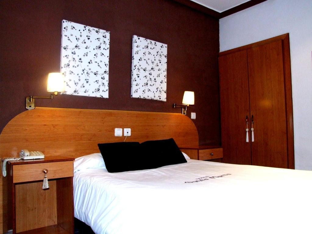Hostal Santa Marta Aranjuez Exteriör bild