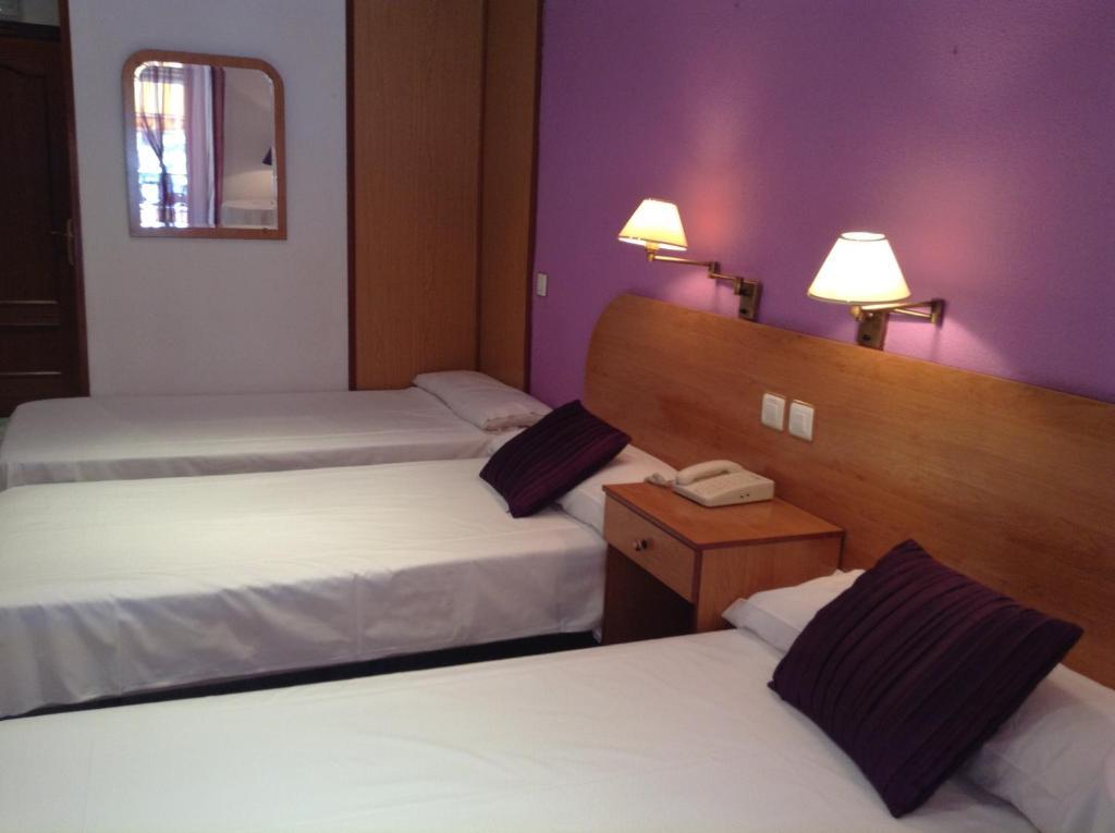 Hostal Santa Marta Aranjuez Rum bild
