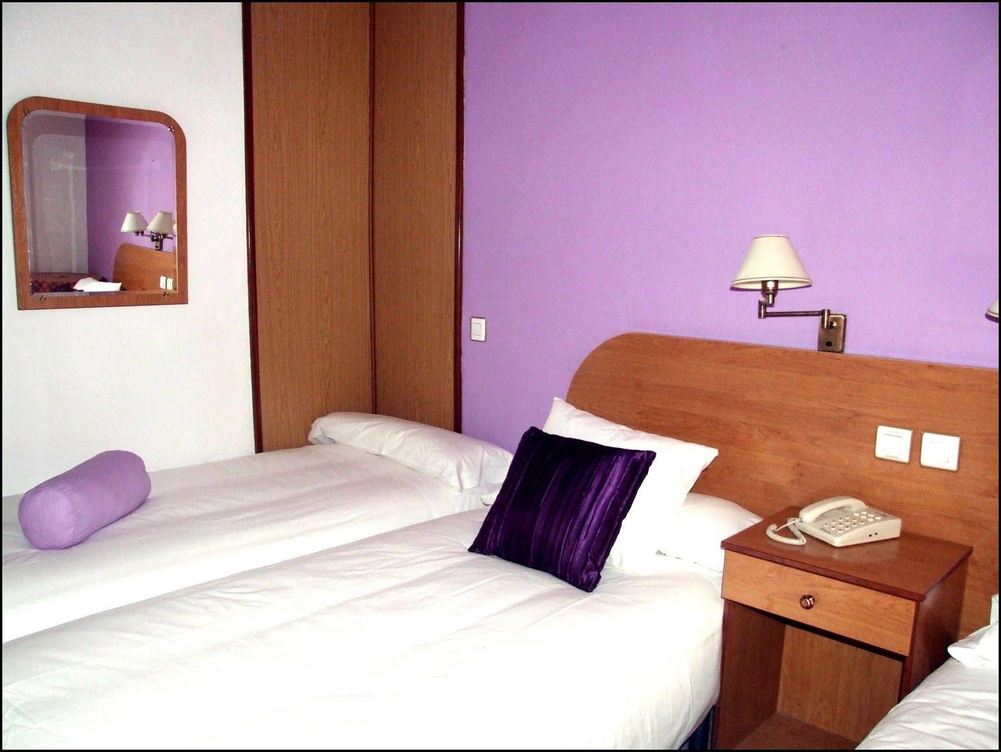 Hostal Santa Marta Aranjuez Exteriör bild