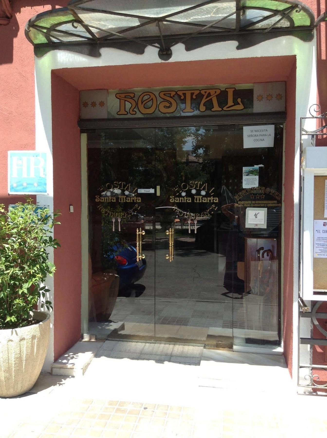 Hostal Santa Marta Aranjuez Exteriör bild